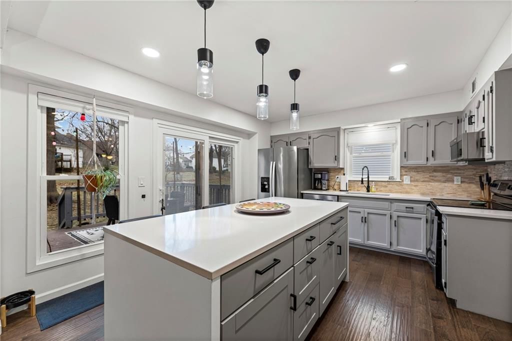 11716 W 101st Street — photo 13