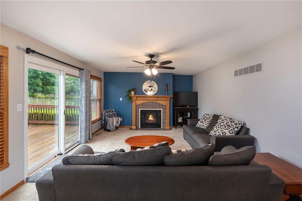 1040 Stonecreek Drive — photo 9