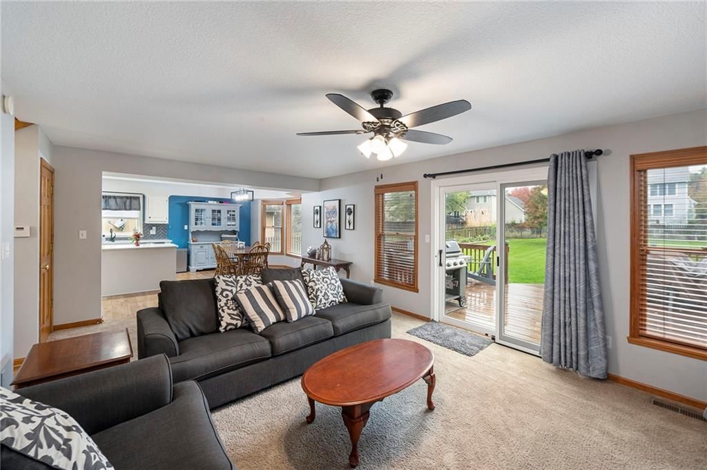 1040 Stonecreek Drive — photo 10