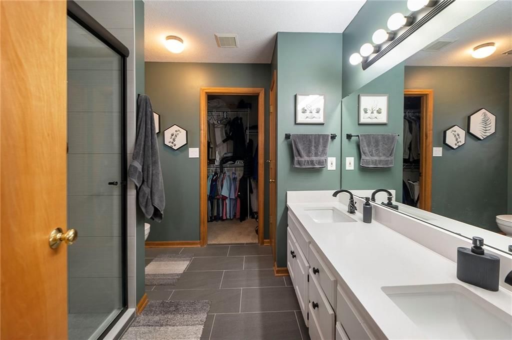 1040 Stonecreek Drive — photo 23