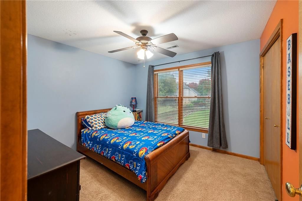 1040 Stonecreek Drive — photo 24