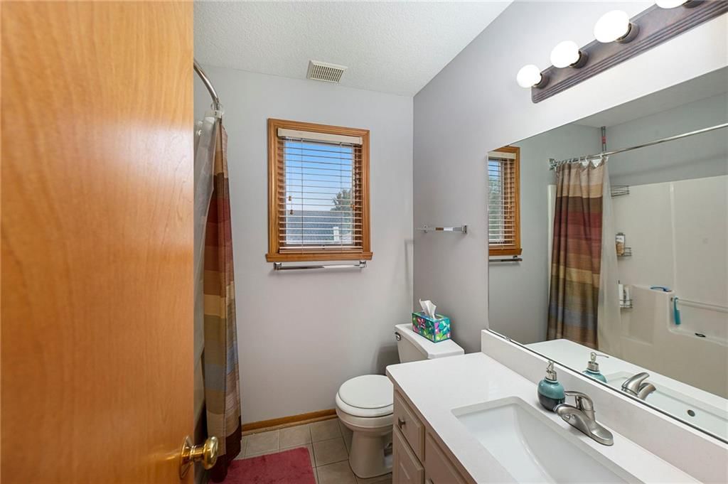 1040 Stonecreek Drive — photo 26