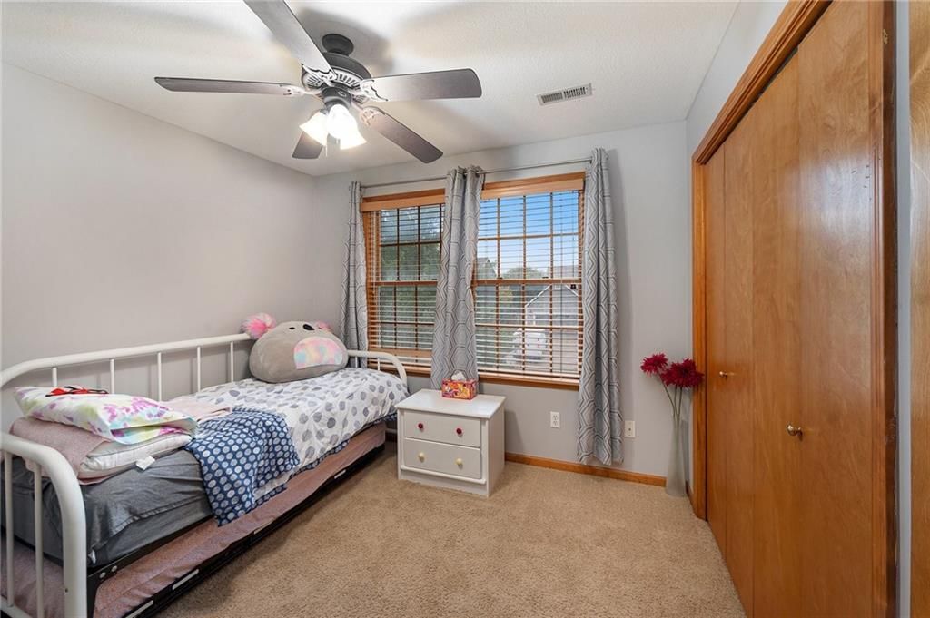 1040 Stonecreek Drive — photo 27