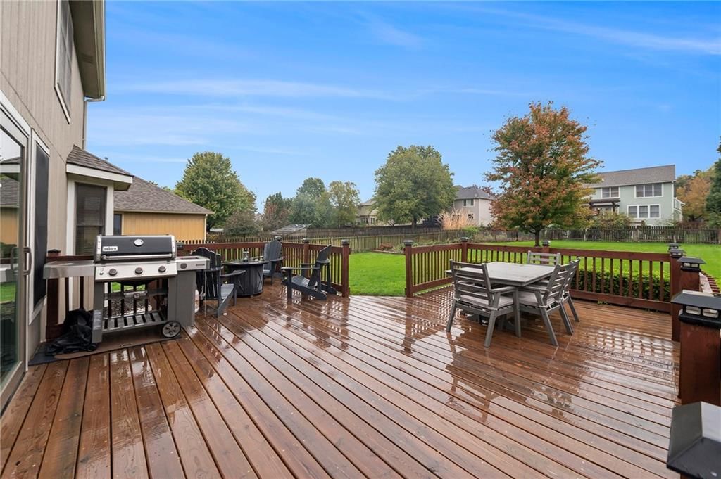 1040 Stonecreek Drive — photo 34