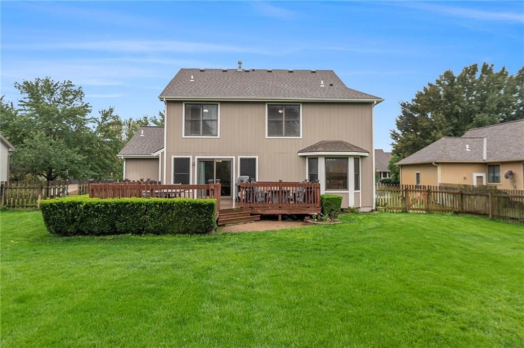 1040 Stonecreek Drive — photo 37