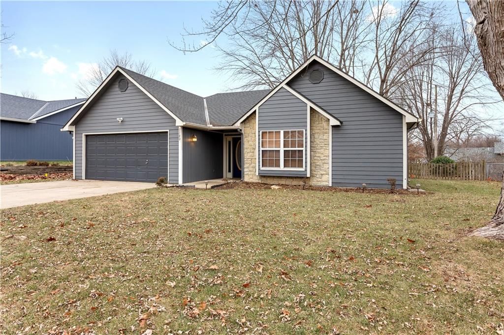 1180 S Bury Street — photo 2