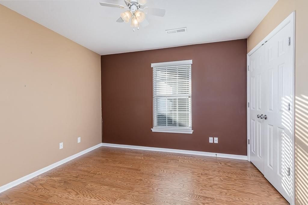2308 Sycamore Drive — photo 13