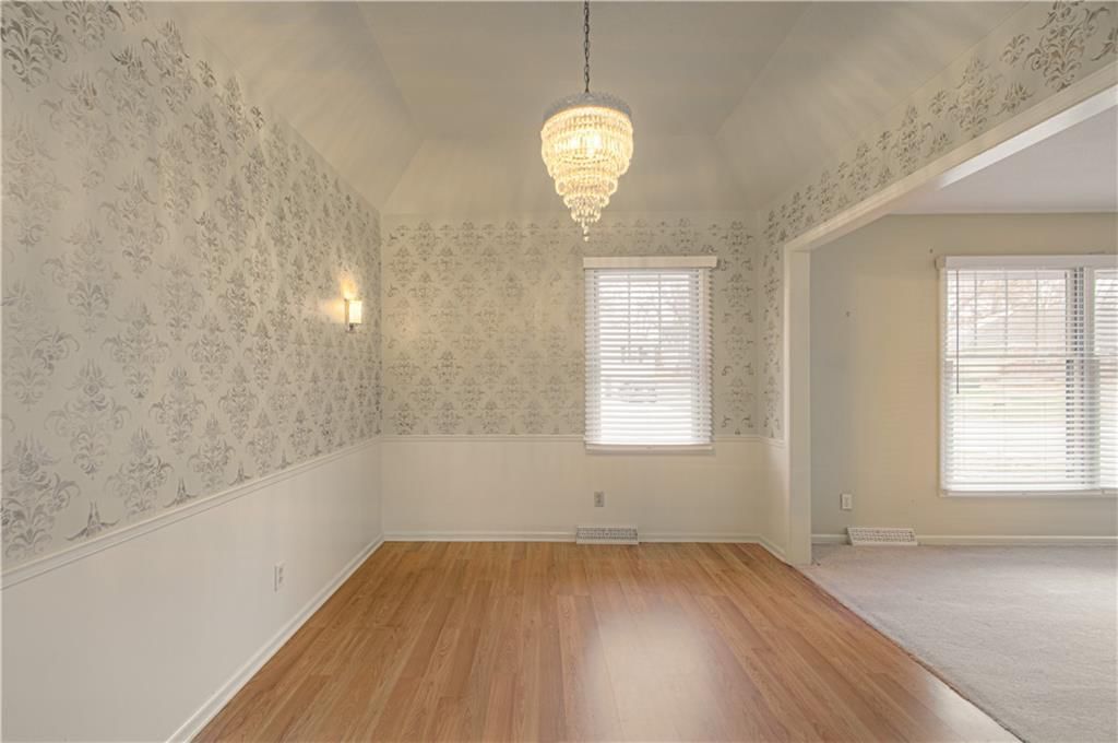 2600 Magnolia Avenue — photo 9