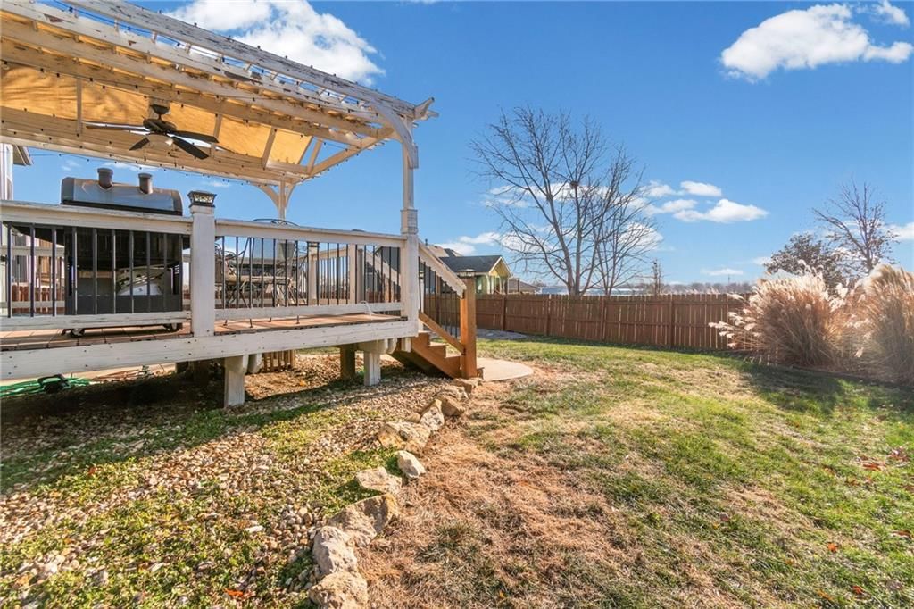 951 NW Long Drive — photo 27