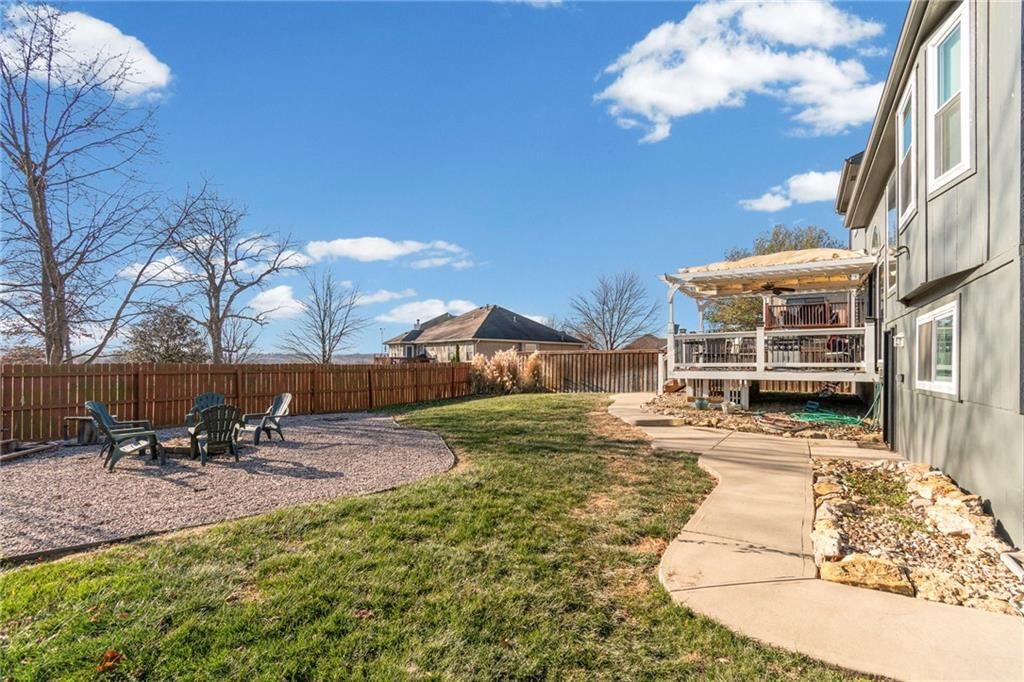 951 NW Long Drive — photo 28