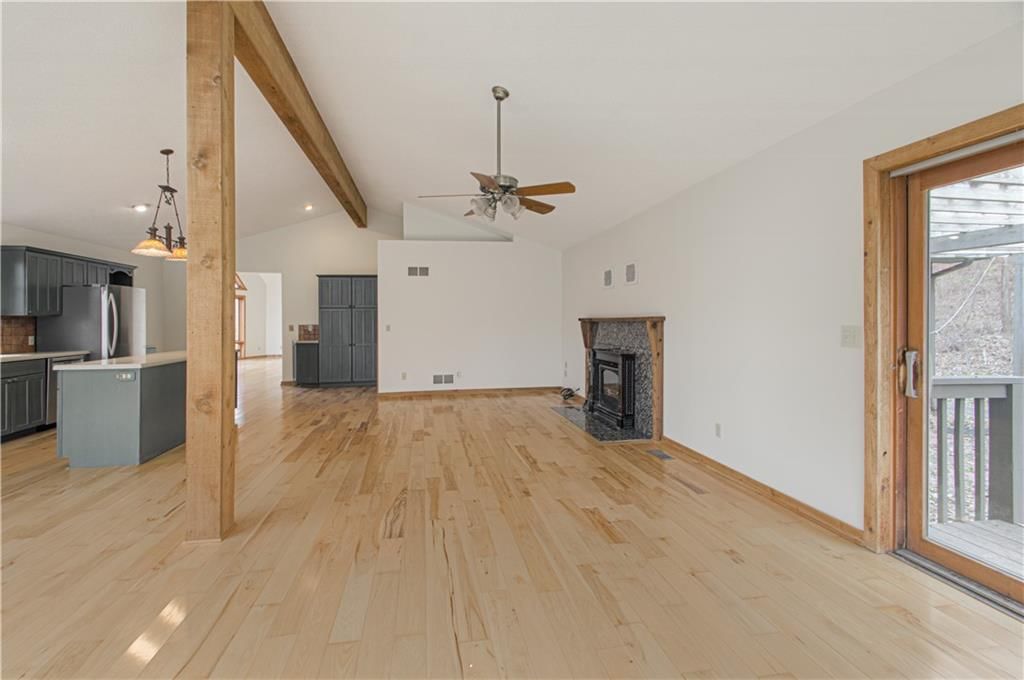 303 Hillcrest Drive — photo 18