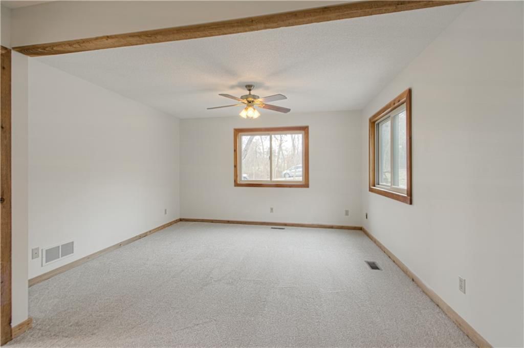 303 Hillcrest Drive — photo 21