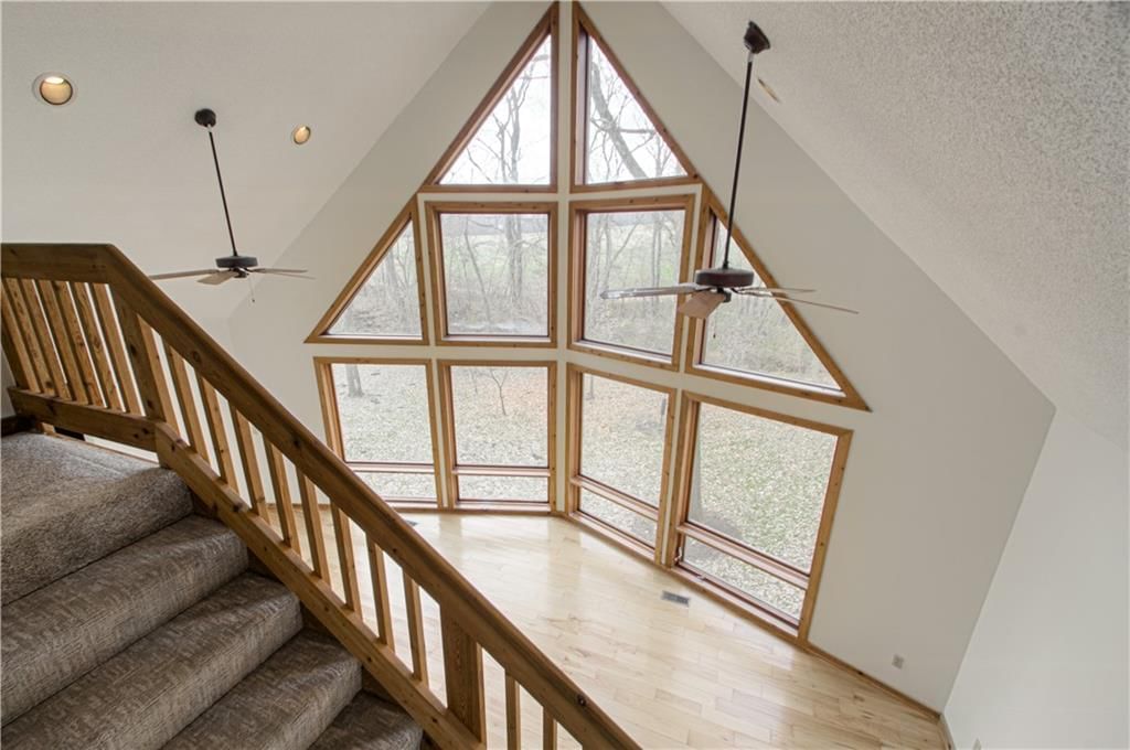 303 Hillcrest Drive — photo 35