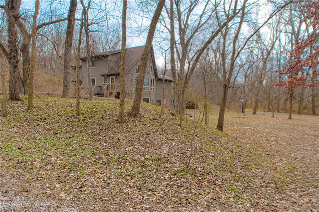 303 Hillcrest Drive — photo 46