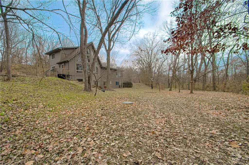 303 Hillcrest Drive — photo 47
