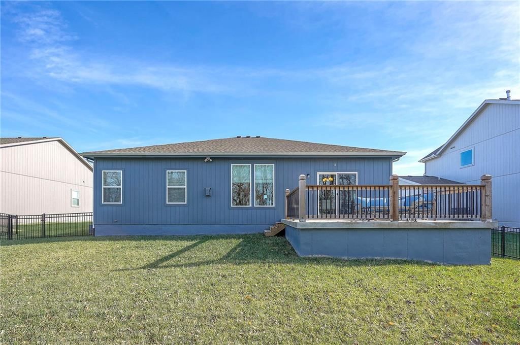 18808 Skyview Lane — photo 35