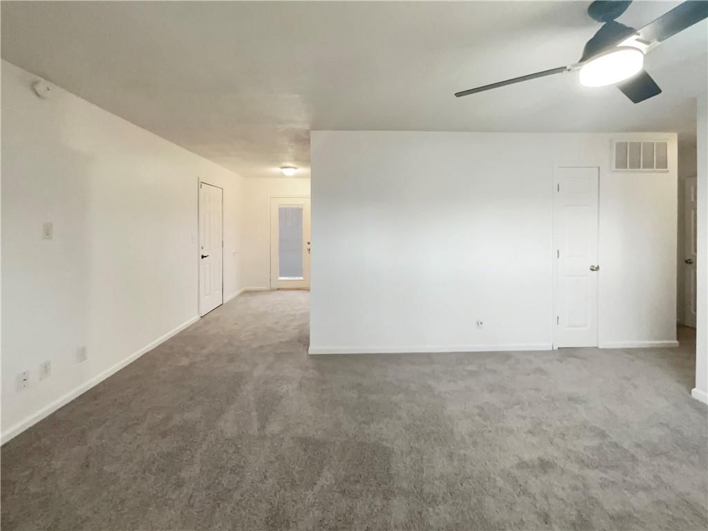 9437 Bristol Avenue — photo 7