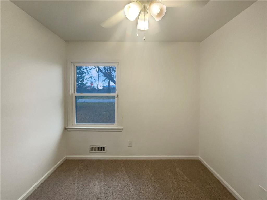 9437 Bristol Avenue — photo 9