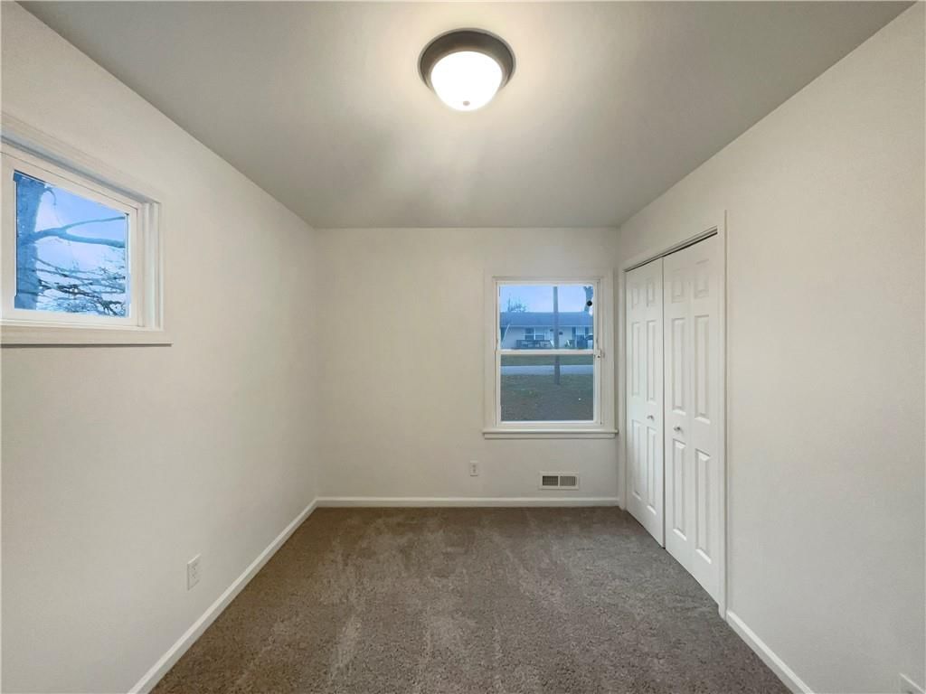 9437 Bristol Avenue — photo 10