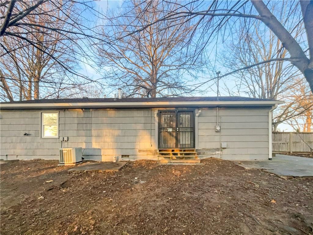 9437 Bristol Avenue — photo 12