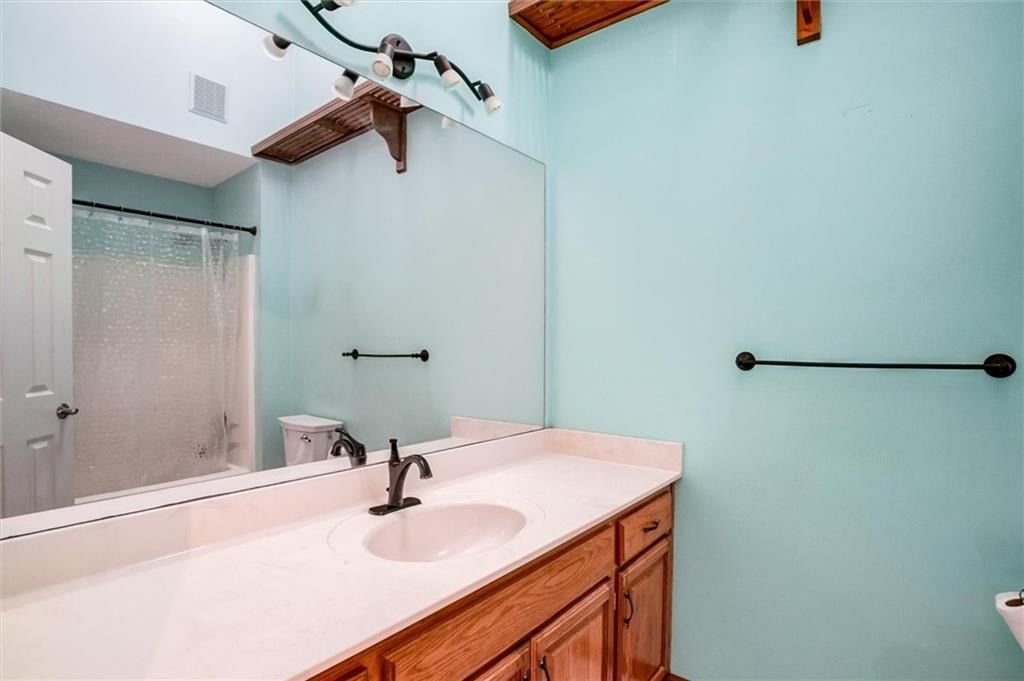 1901 SW OSAGE Drive — photo 14