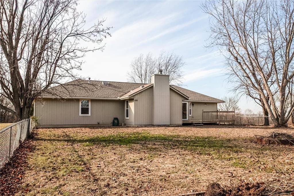 1901 SW OSAGE Drive — photo 28