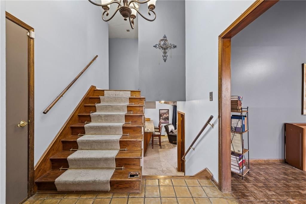 1910 NW 45th Street — photo 4
