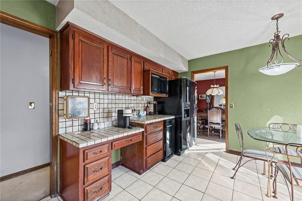 1910 NW 45th Street — photo 12