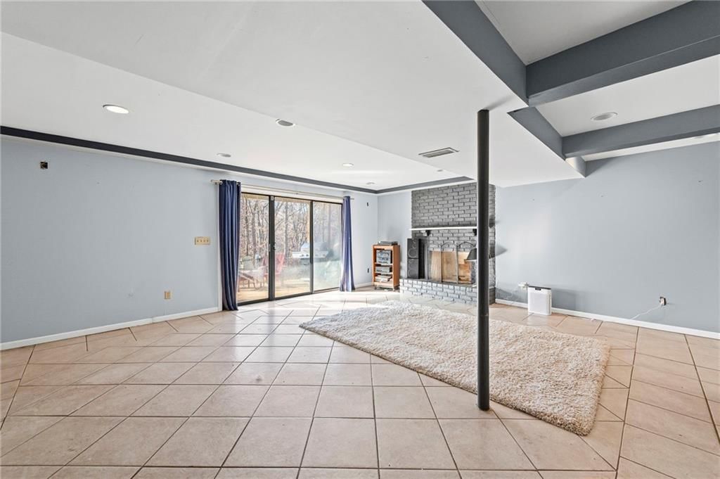 1910 NW 45th Street — photo 33