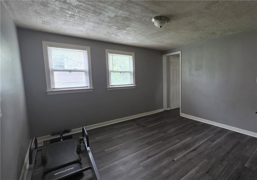 5700 Manchester Avenue — photo 10