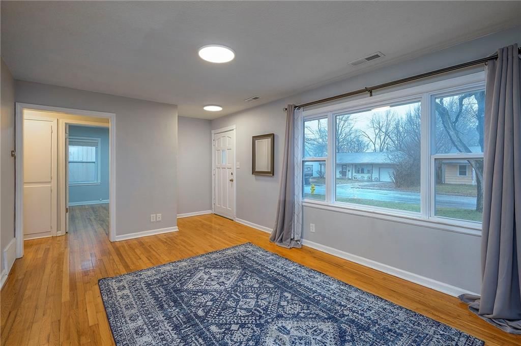 1004 E Cedar Street — photo 7