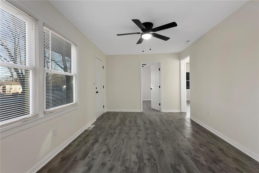 7606 Woodson Road — photo 5