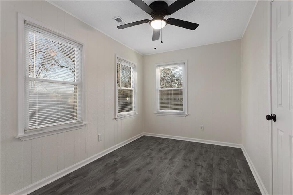 7606 Woodson Road — photo 13