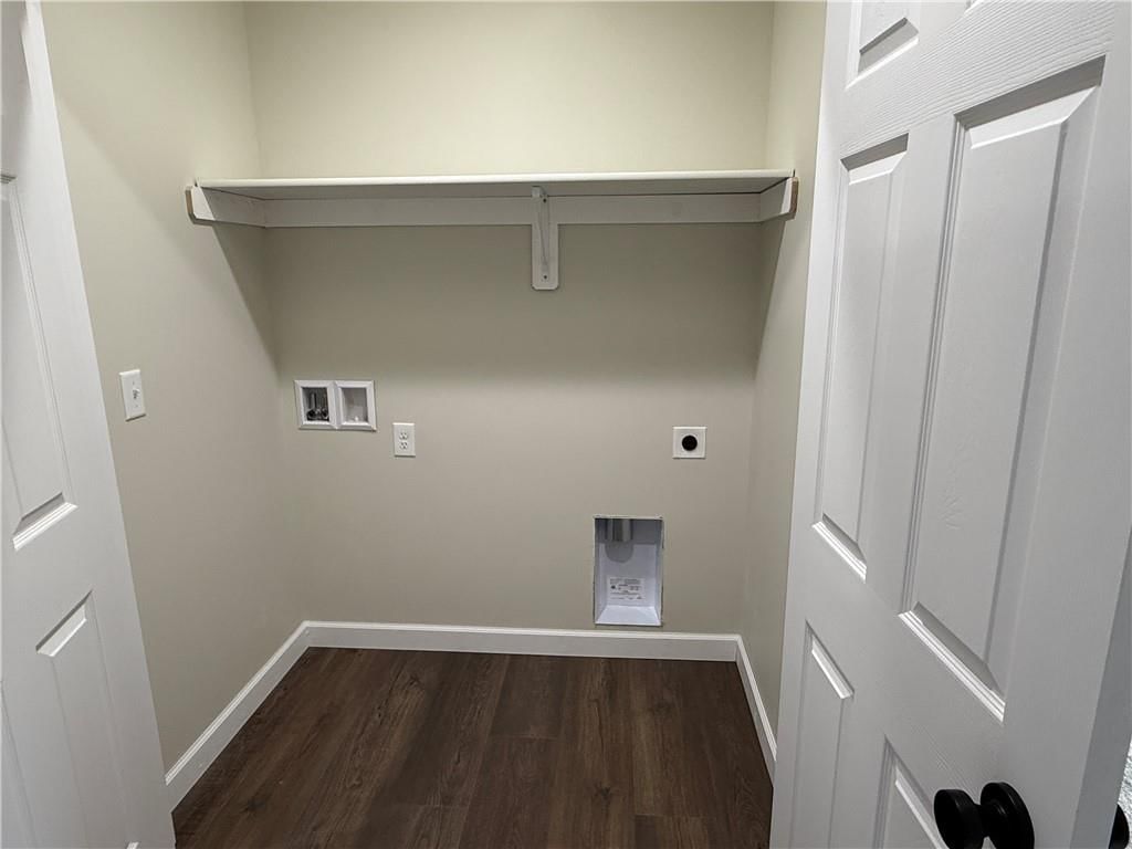 544 W 18th Street — photo 21