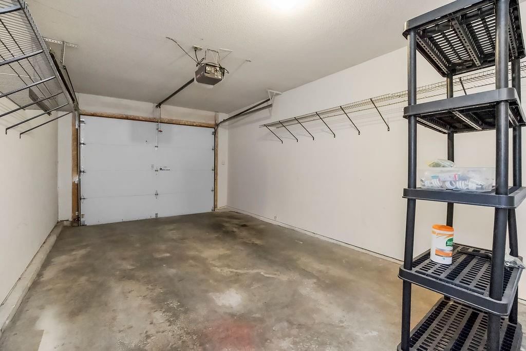 228 SW Pinetree Lane — photo 23