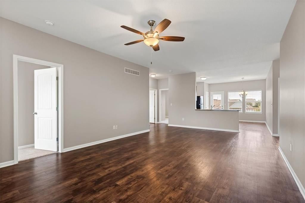 26129 W 141st Court — photo 3