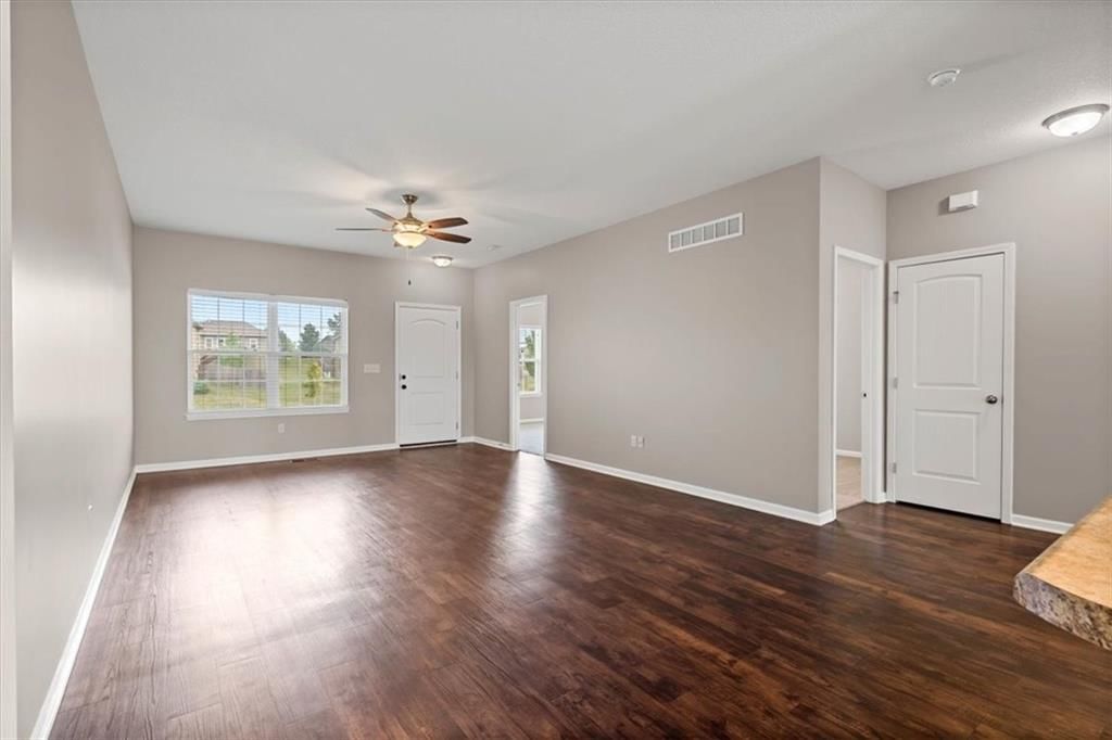 26129 W 141st Court — photo 4