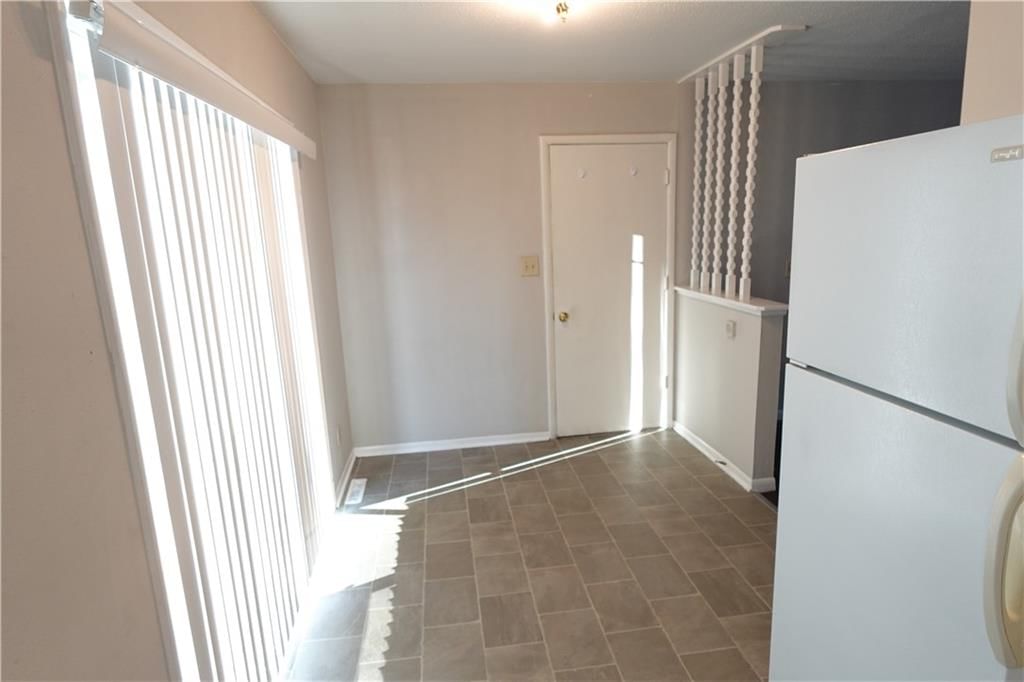 503 W Colonel Drive — photo 5