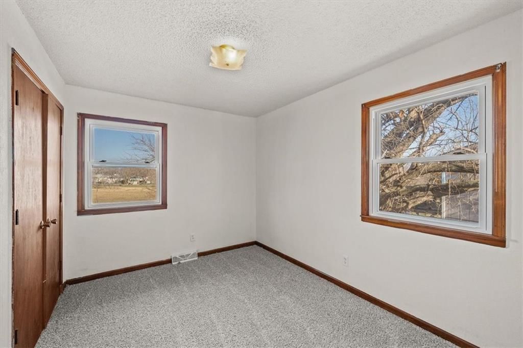 200 W Meriwood Lane — photo 10