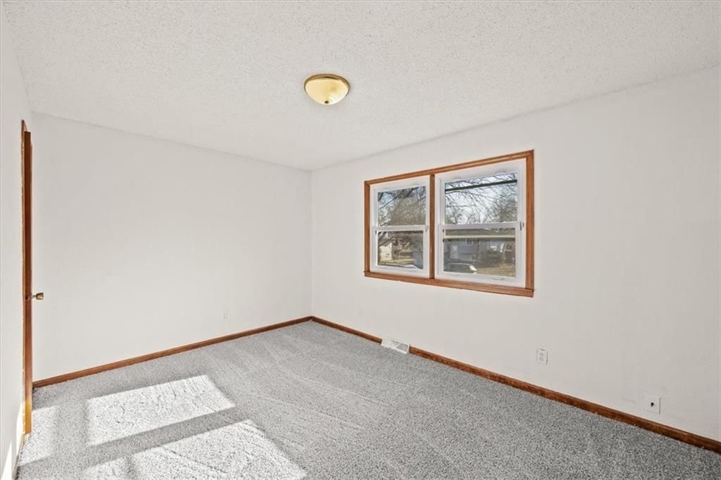 200 W Meriwood Lane — photo 11
