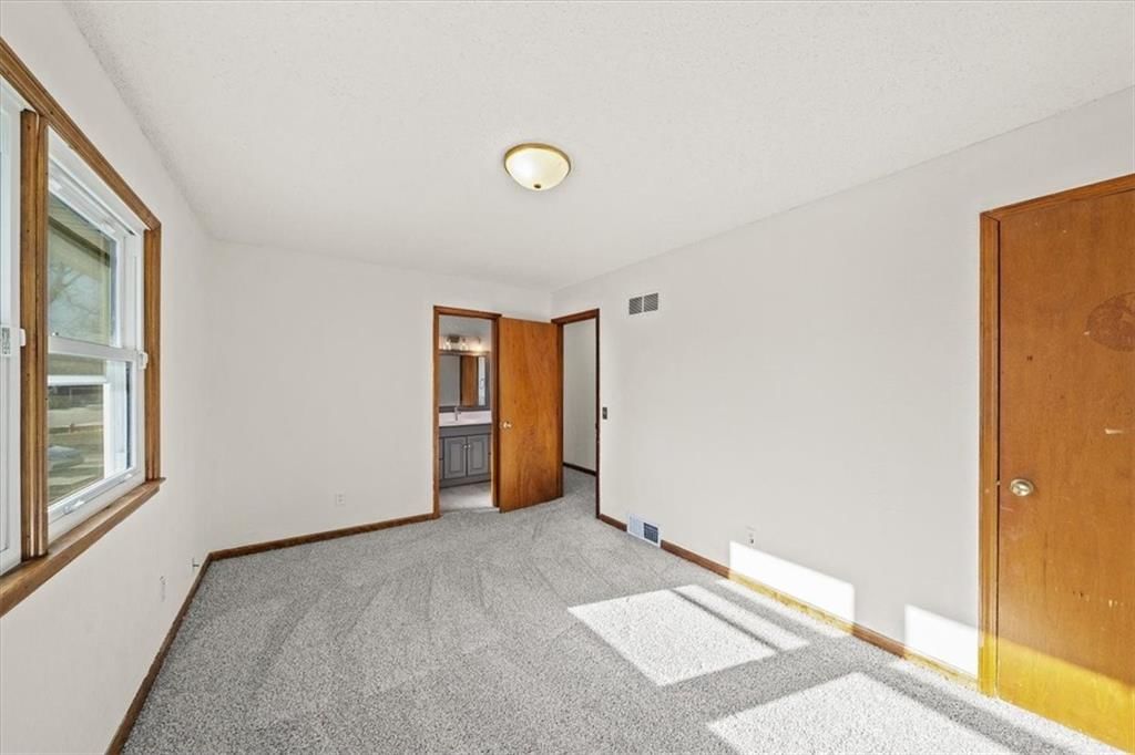 200 W Meriwood Lane — photo 12