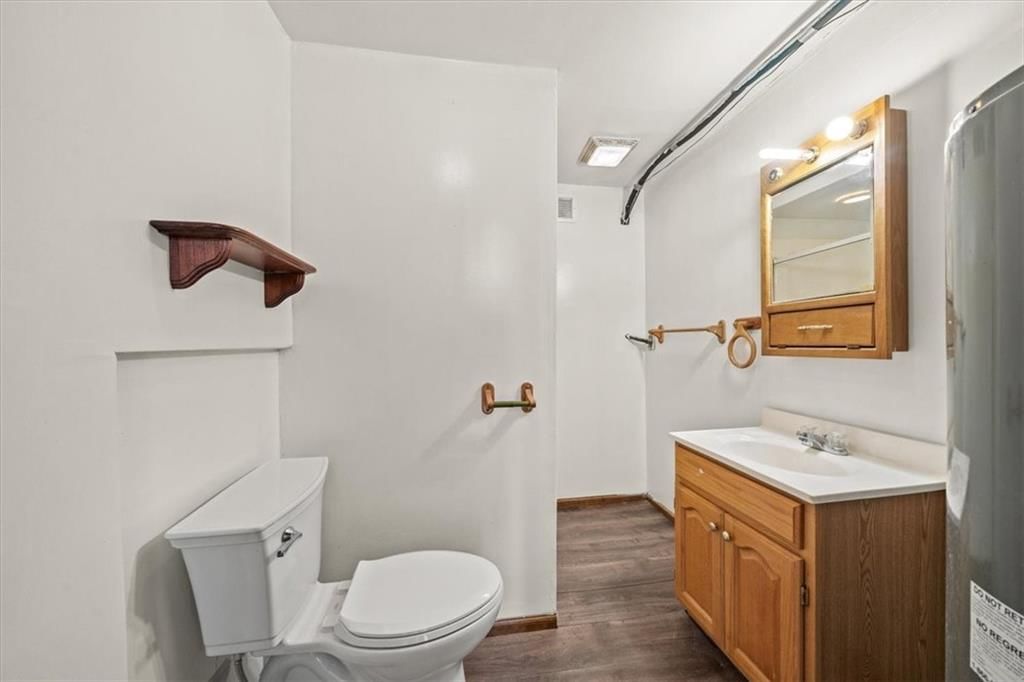 200 W Meriwood Lane — photo 17