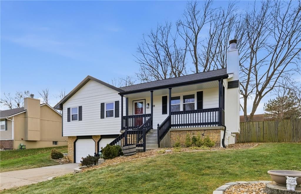 310 N Darrowby Drive — photo 3