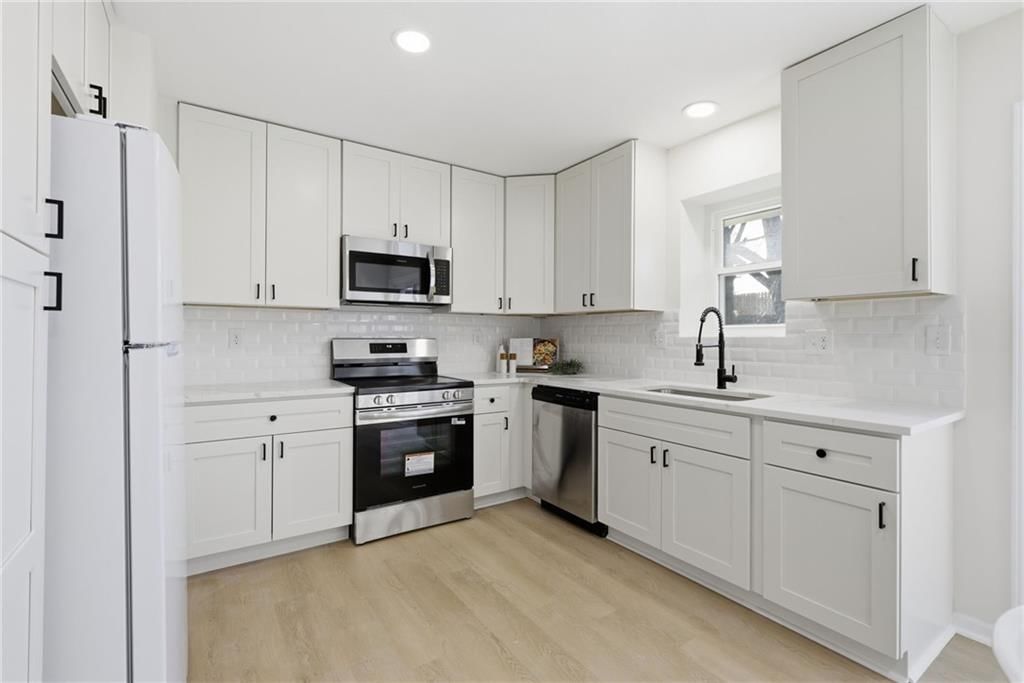 310 N Darrowby Drive — photo 11