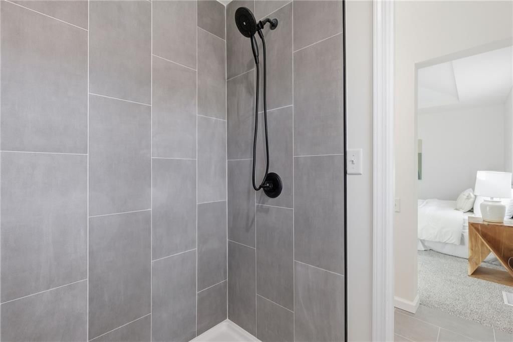 310 N Darrowby Drive — photo 23