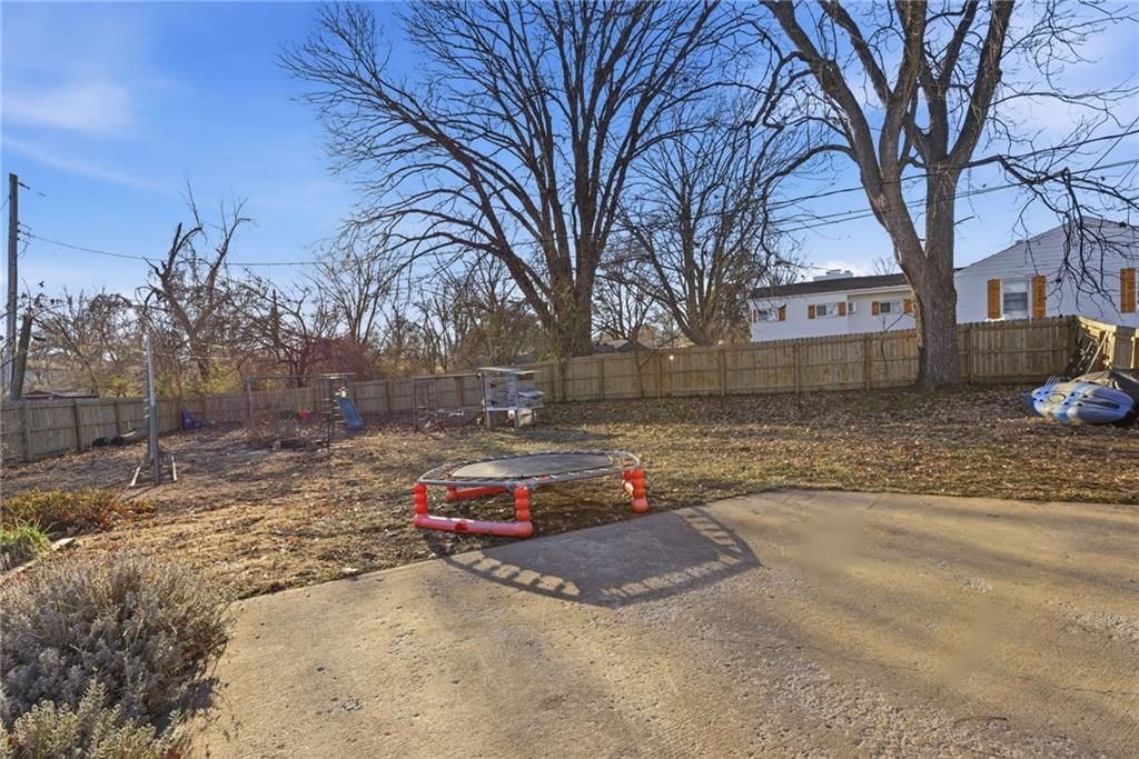 1401 SW 1st Street — photo 23