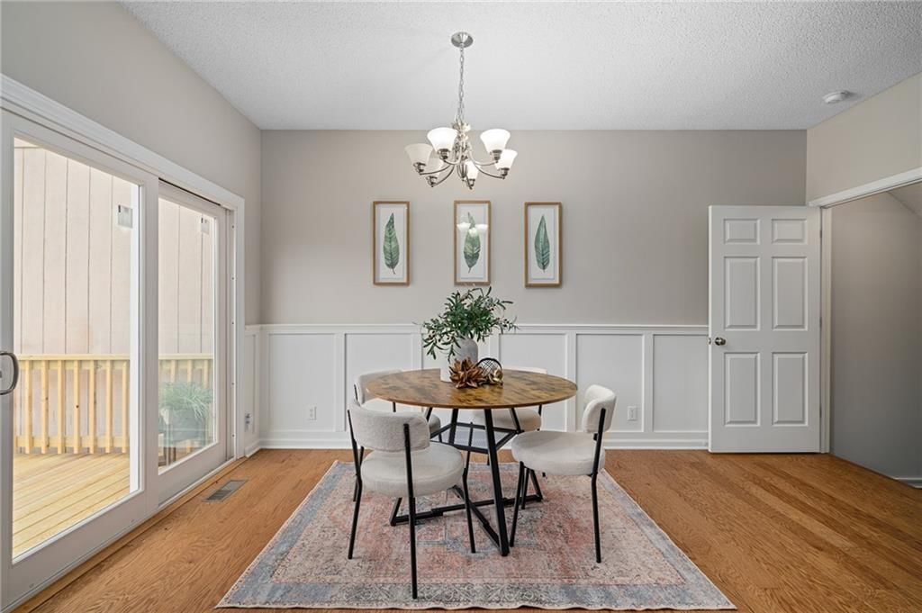22707 W 73rd St Street — photo 14
