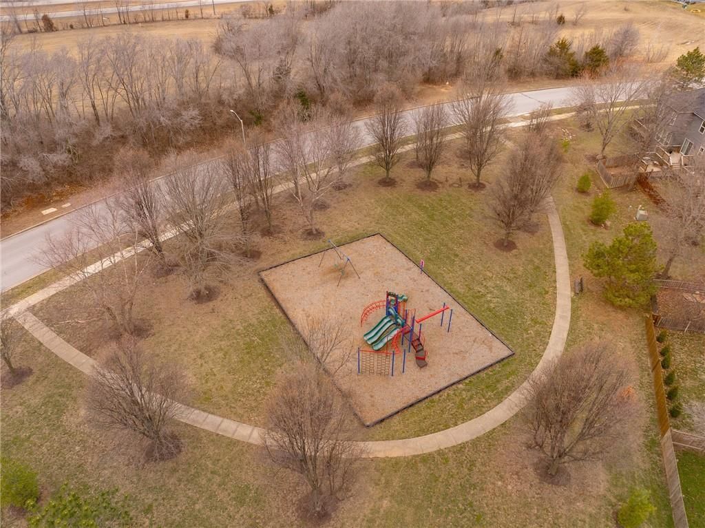 22707 W 73rd St Street — photo 36