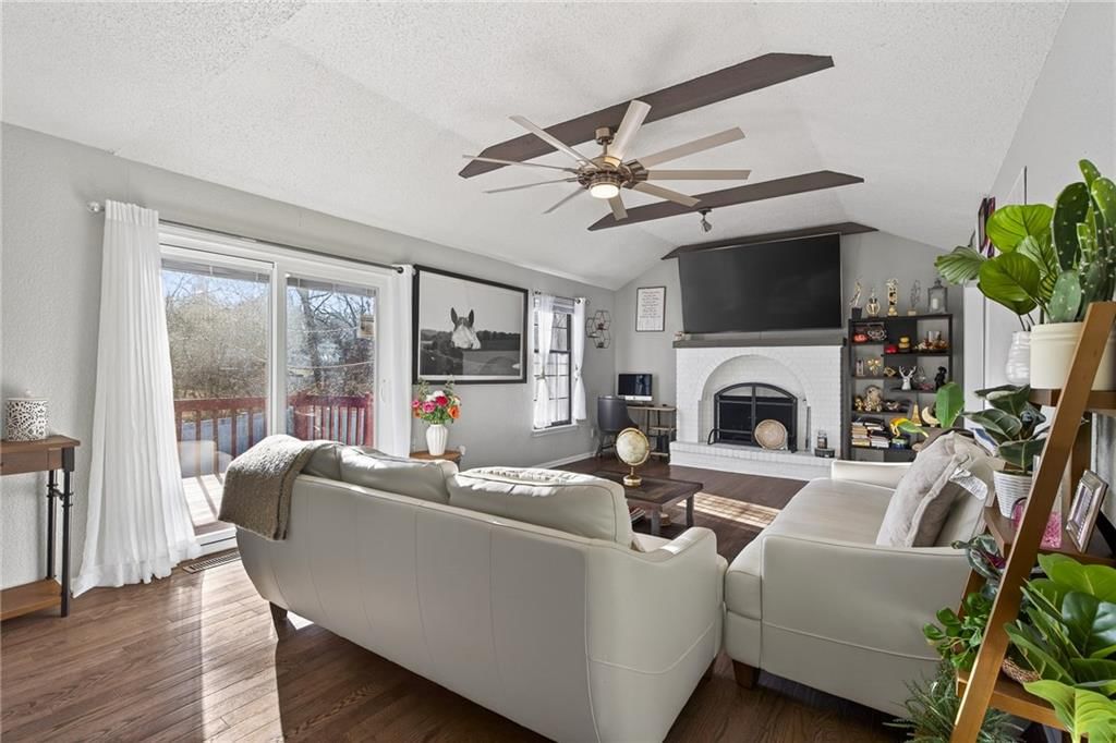 7921 Yecker Street — photo 3
