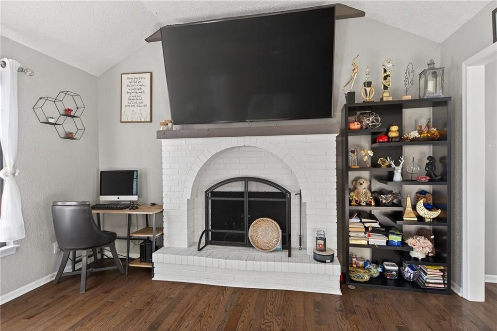 7921 Yecker Street — photo 5